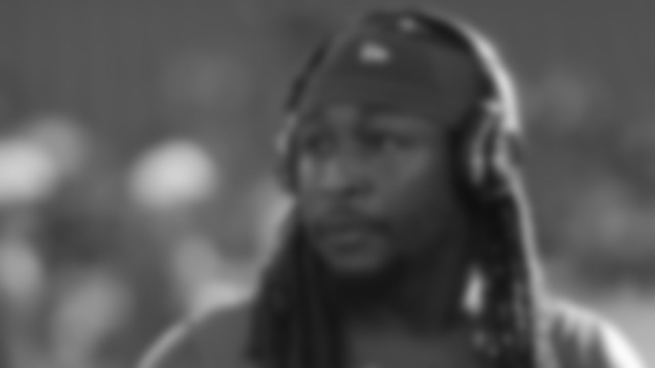 Kansas City Chiefs running back Kareem Hunt (29) looks on prior to a preseason week 3 NFL football game against the Chicago Bears, Friday, August 22, 2025 in Kansas City, MO.