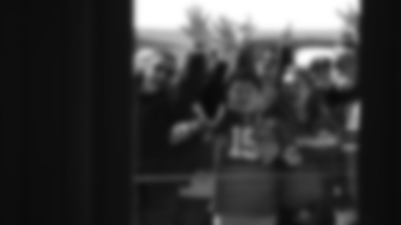 Kansas City Chiefs fans prior to a week 13 NFL football game against the Dallas Cowboys on Thursday, November 27, 2025 in Arlington, TX.