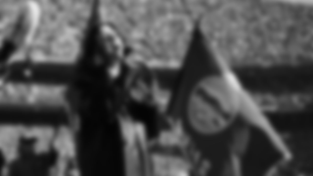 Maelyn Jarmon sings the National Anthem prior to a week 12 NFL Football game against the Indianapolis Colts on Sunday, November 23, 2025 in Kansas City, MO