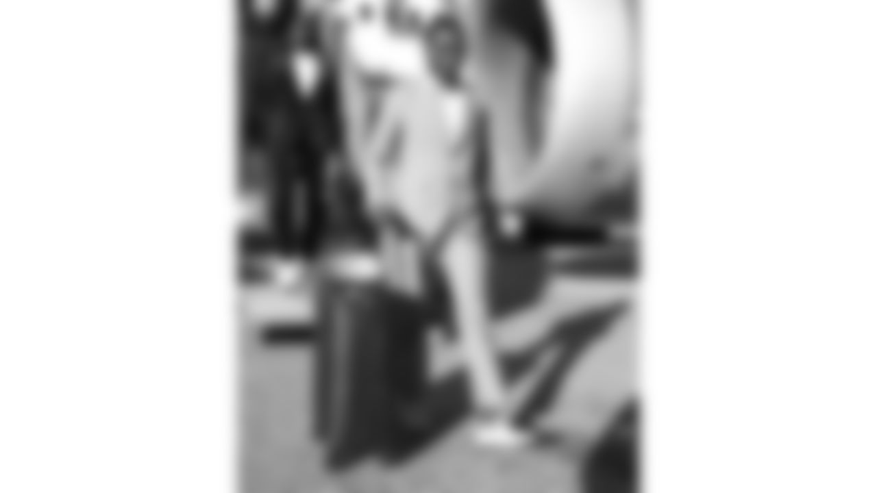 Kansas City Chiefs wide receiver Hollywood Brown (5) travels for a week 11 matchup with the Denver Broncos Saturday November 15, 2025.