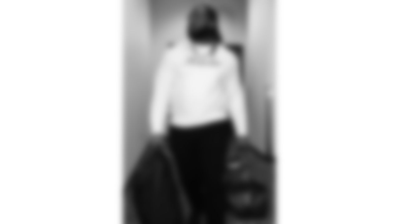 Kansas City Chiefs defensive tackle Derrick Nnadi (92) arrives prior to a week 13 NFL football game against the Dallas Cowboys on Thursday, November 27, 2025 in Arlington, TX.