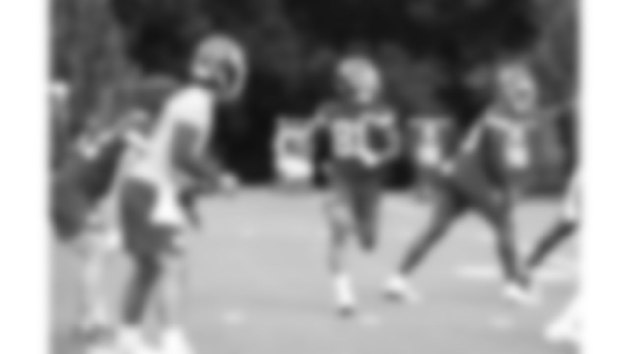 Kansas City Chiefs wide receiver Nikko Remigio (81) runs behind the line of scrimmage during day 11 of training camp practice on Sunday, August 3, 2025.