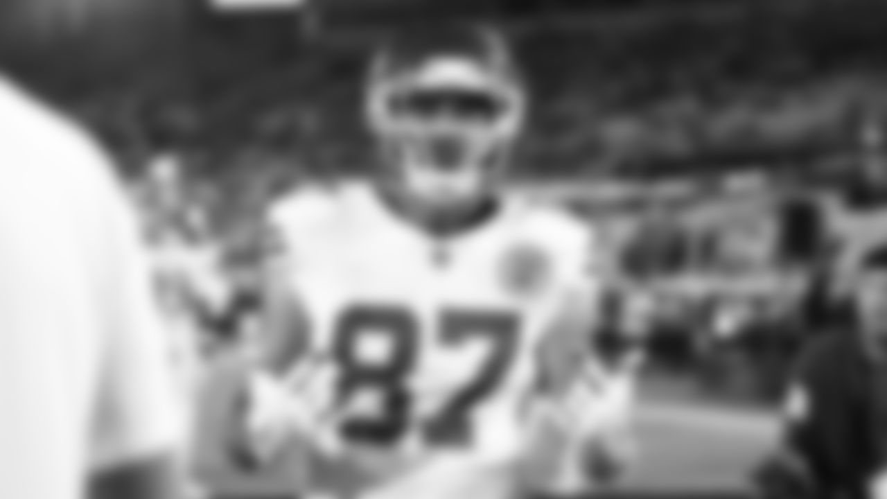 Kansas City Chiefs tight end Travis Kelce (87) prior to a week 5 NFL football game against the Jacksonville Jaguars, Monday, October 6, 2025, in Jacksonville, FL.