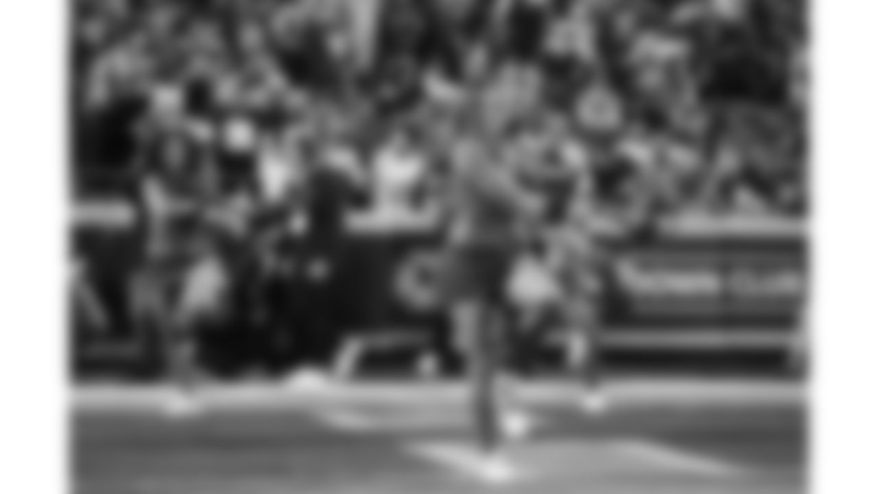 A Kansas City Chiefs Cheerleader during a week 8 NFL football game against the Washington Commanders, Monday, October 27, 2025, in Kansas City, MO.