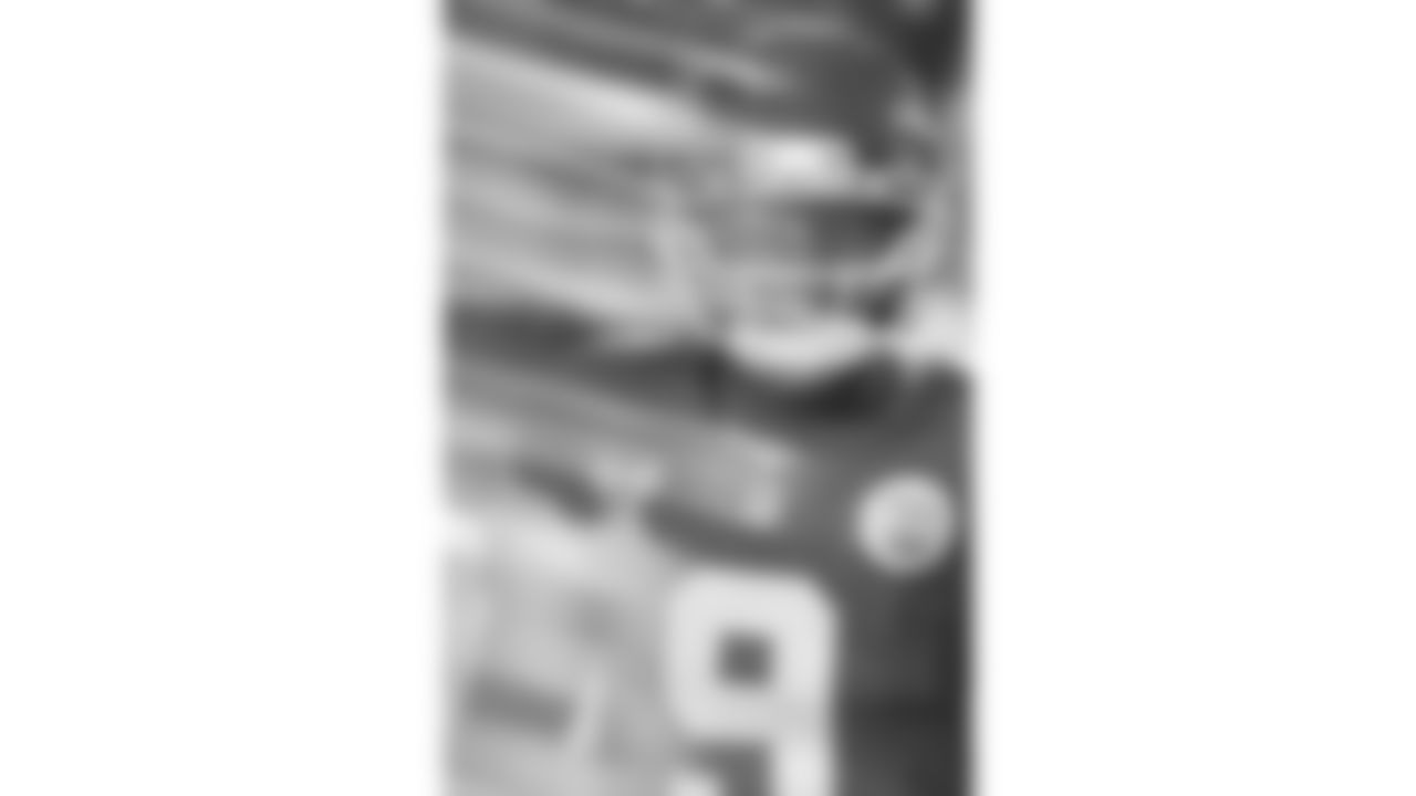 Kansas City Chiefs wide receiver JuJu Smith-Schuster (9) smiles prior to a week 17 NFL football game against the Denver Broncos, Thursday, December 25, 2025 in Kansas City, MO.