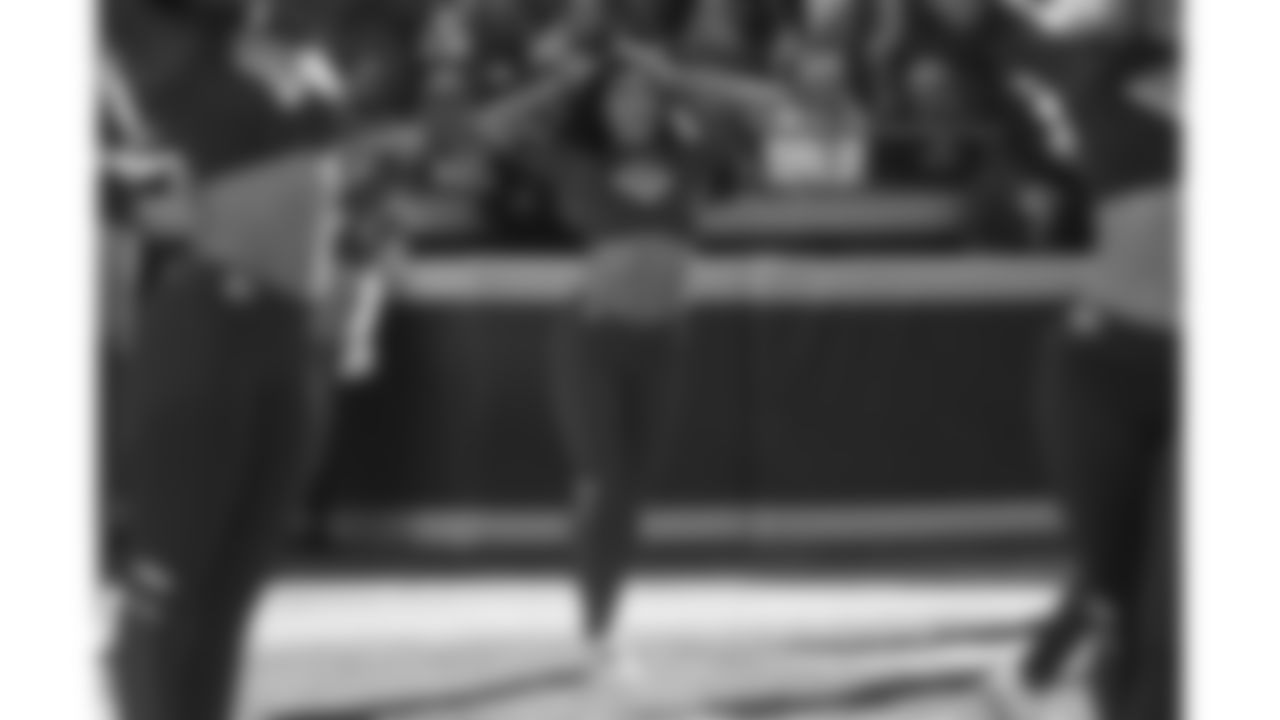 A Kansas City Chiefs Cheerleader during a week 12 NFL football game against the Indianapolis Colts, Sunday, November 23, 2025 in Kansas City, MO.