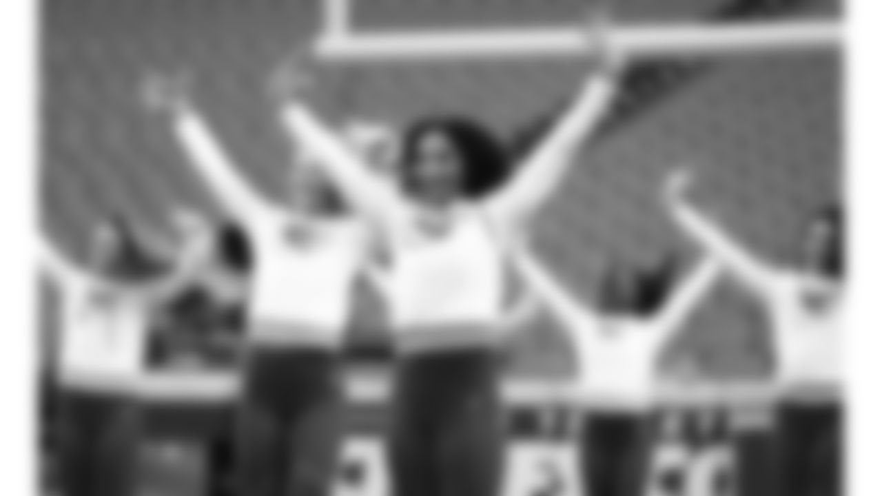 A Kansas City Chiefs Cheerleader before a week 8 NFL football game against the Washington Commanders, Monday, October 27, 2025, in Kansas City, MO.