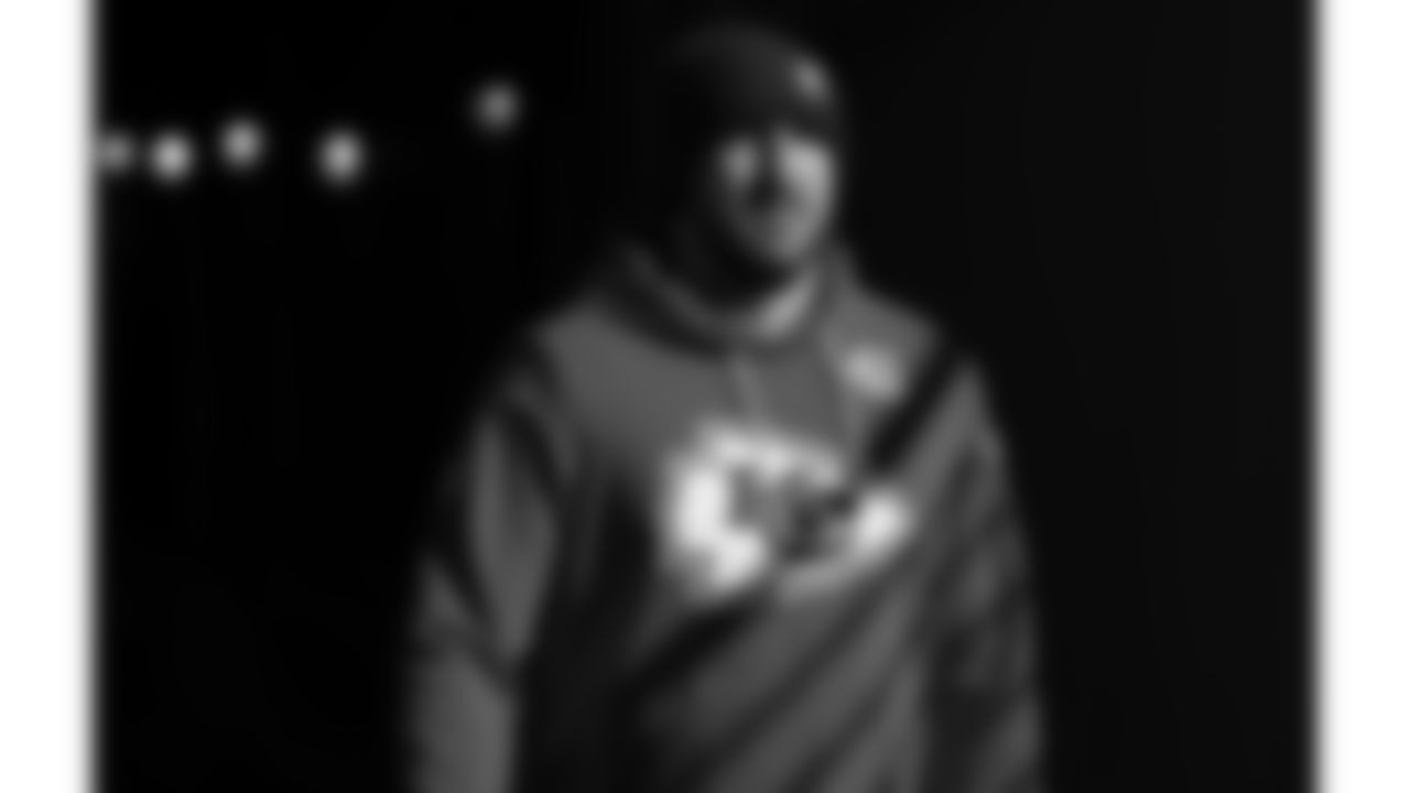 Kansas City Chiefs long snapper James Winchester (41) enters the field prior to a week 16 NFL Football game against the Tennessee Titans on Sunday, December 21, 2025 in Nashville, Tennessee.