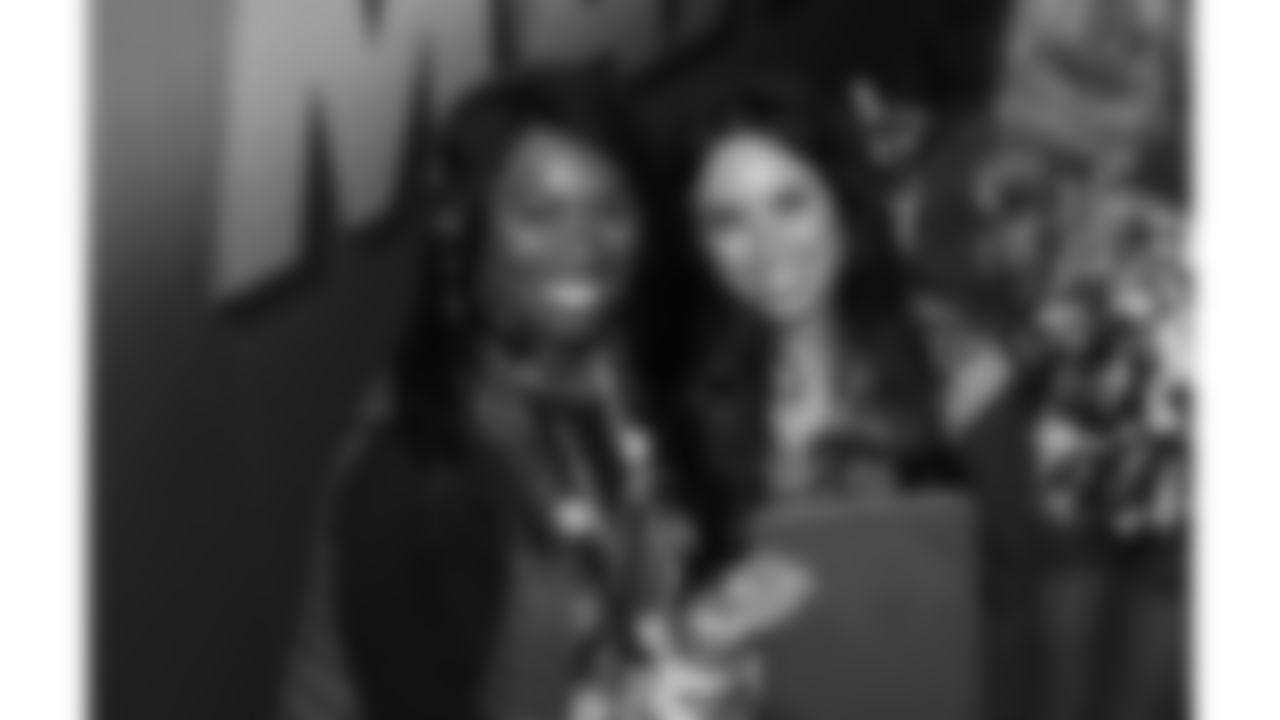 The Kansas City Chiefs Cheerleaders and Entertainment teams prior to a week 17 NFL Football game against the Denver Broncos on December 25, 2025 in Kansas City, MO.