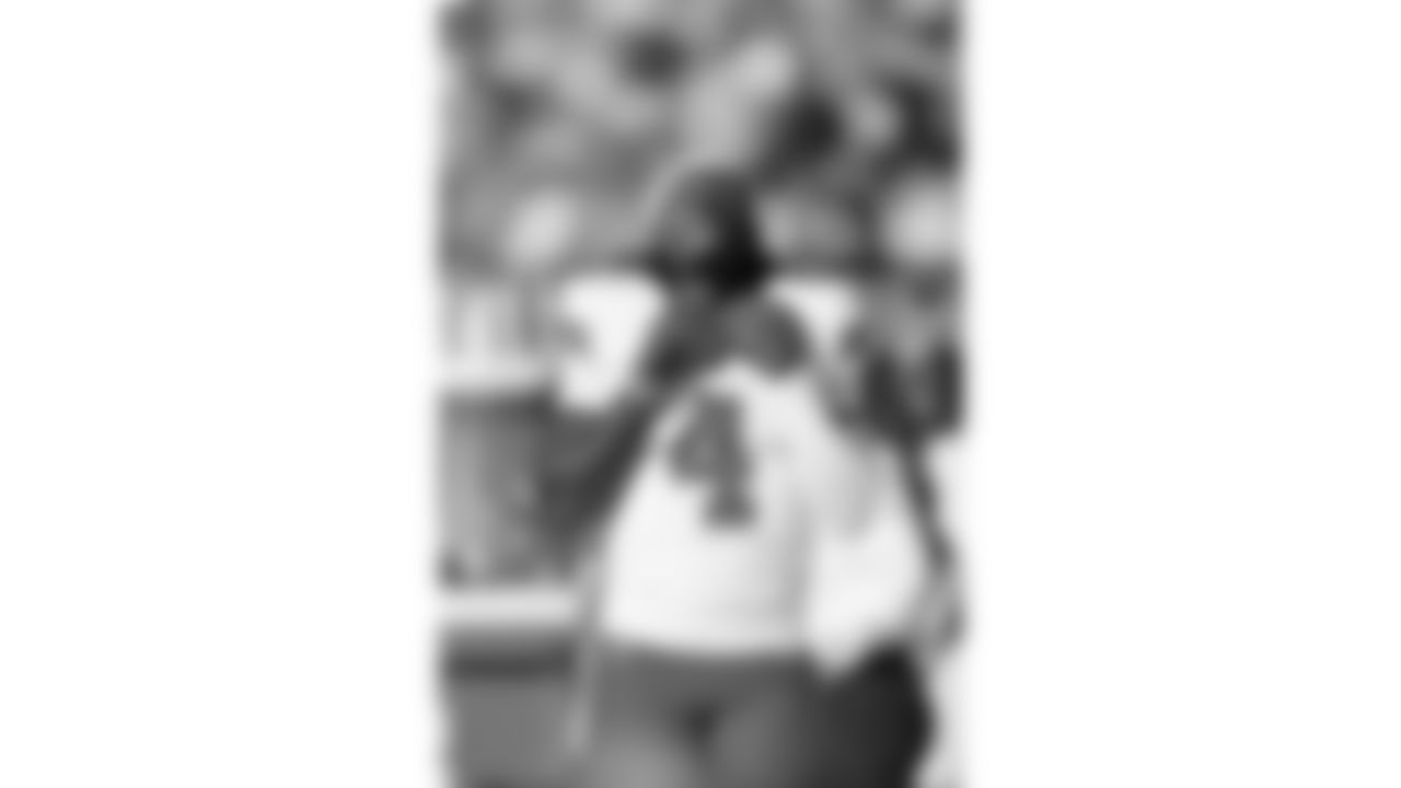 Kansas City Chiefs wide receiver Rashee Rice (4) takes a breath on the sideline during a week 11 NFL Football game against the Denver Broncos on Sunday, November 16, 2025 in Denver, Colorado.