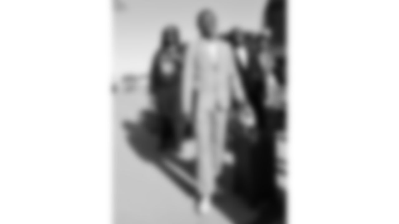 Kansas City Chiefs wide receiver Hollywood Brown (5) travels for a week 11 matchup with the Denver Broncos Saturday November 15, 2025.