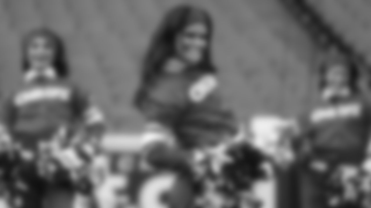 Kansas City Chiefs Cheerleaders practice on the field prior to a week 14 NFL Football game against the Houston Texans on Sunday, December 7, 2025 in Kansas City, MO.