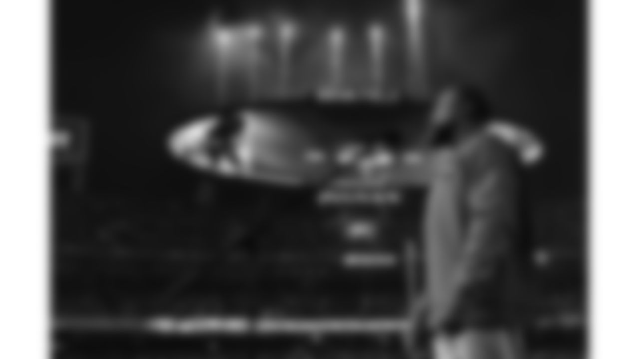 Retired Air Force Master Sergeant Robert Carter performs the National Anthem prior to a week 8 NFL Football game against the Washington Commanders on Monday, October 27, 2025 in Kansas City, MO.