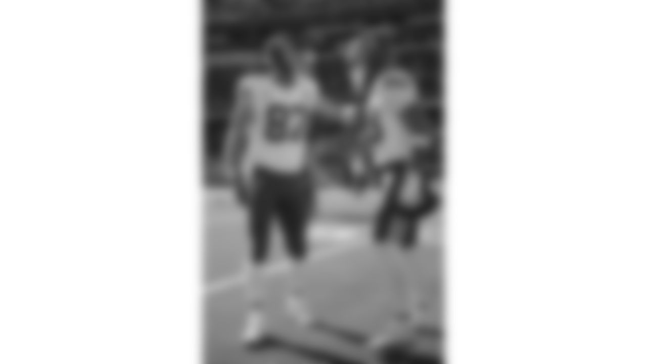 Kansas City Chiefs tight end Travis Kelce (87) and tight end Noah Gray (83) laugh prior to a week 16 NFL football game against the Tennessee Titans, Sunday, December 21, 2025 in Nashville, TN.