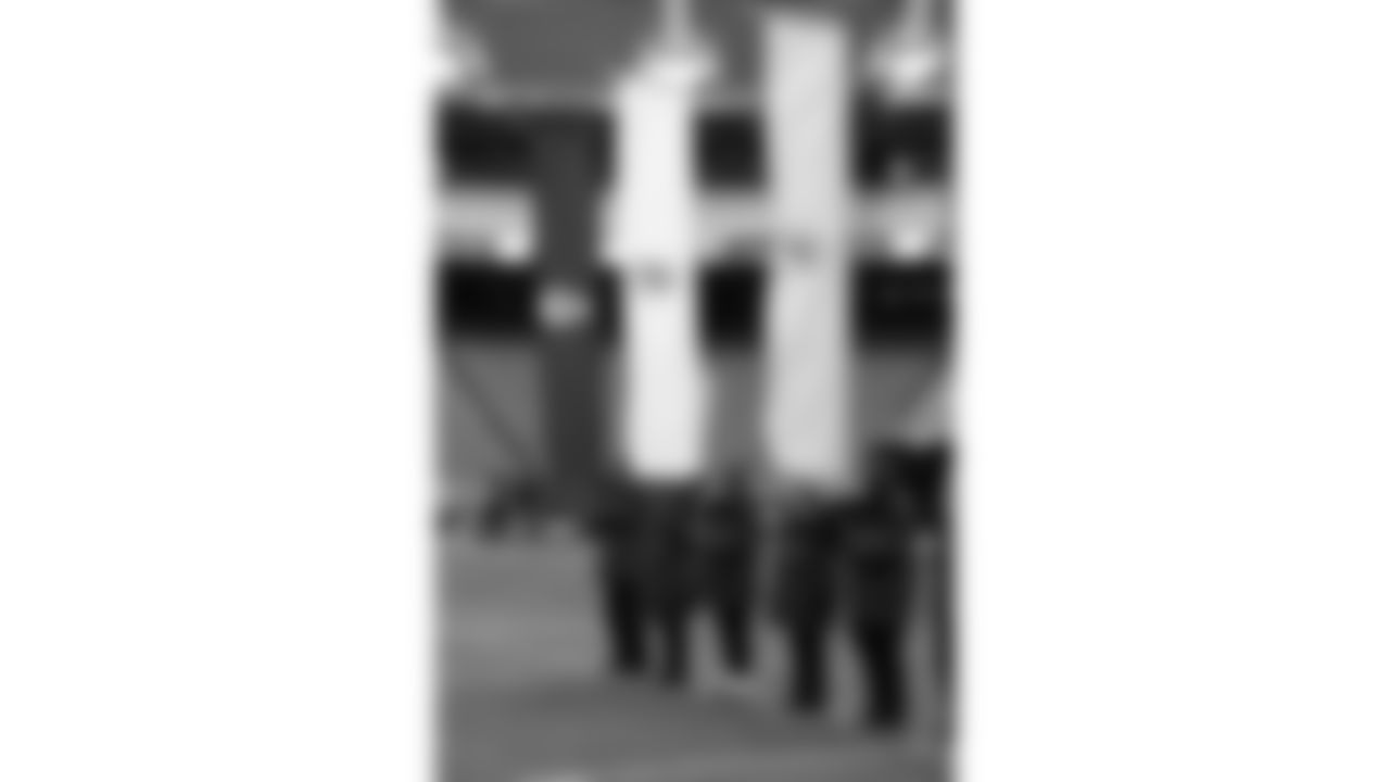 Red Coaters practice prior to a week 14 NFL Football game against the Houston Texans on Sunday, December 7, 2025 in Kansas City, MO.