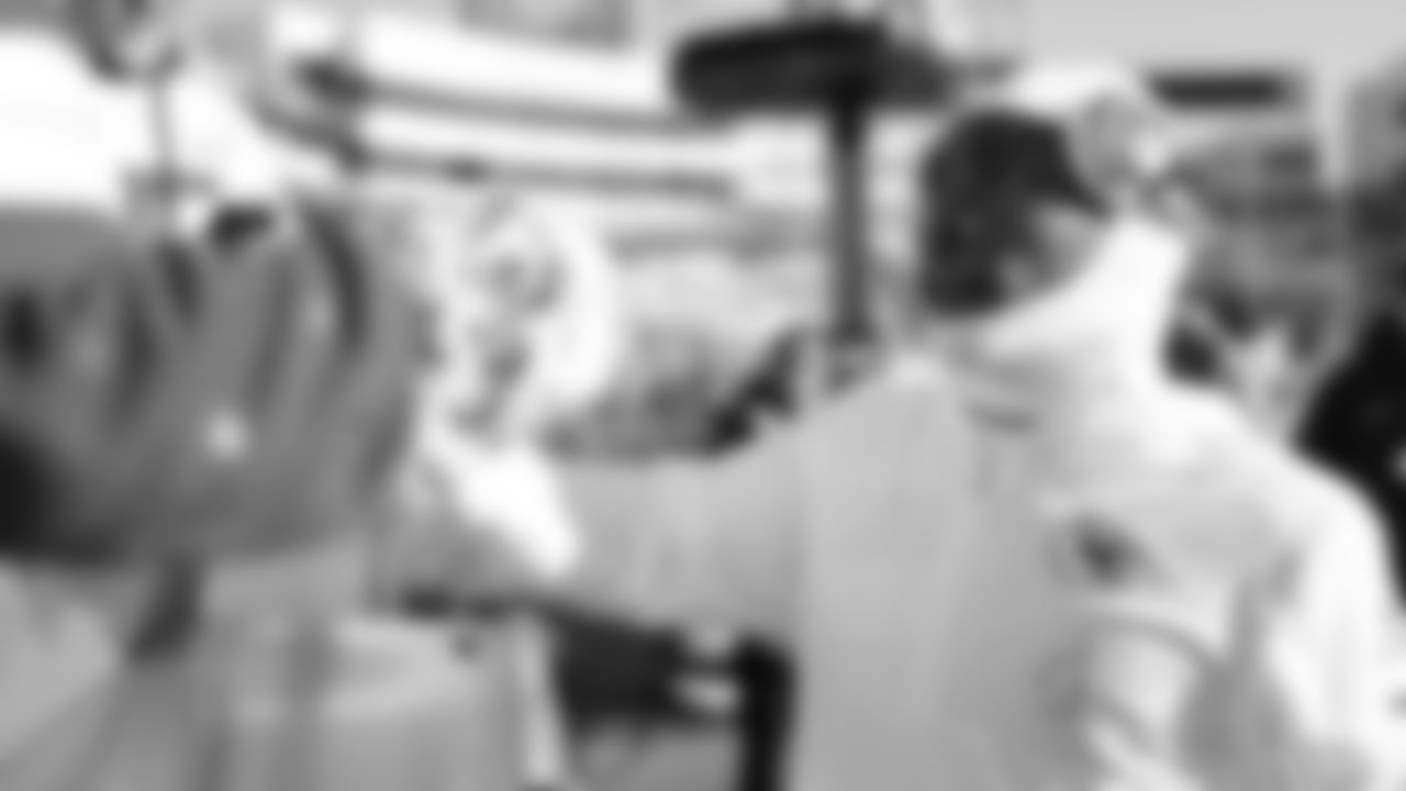 Kansas City Chiefs wide receiver Rashee Rice (4) prior to a week 9 NFL football game against the Buffalo Bills, Sunday, November 2, 2025 in Buffalo, NY