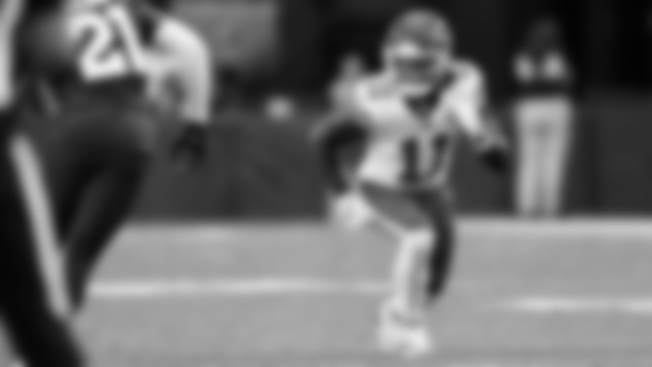 Kansas City Chiefs wide receiver Jalen Royals (11) in action during a preseason week 1 NFL football game against the Arizona Cardinals, Saturday, August 9, 2025 in Glendale, AZ.