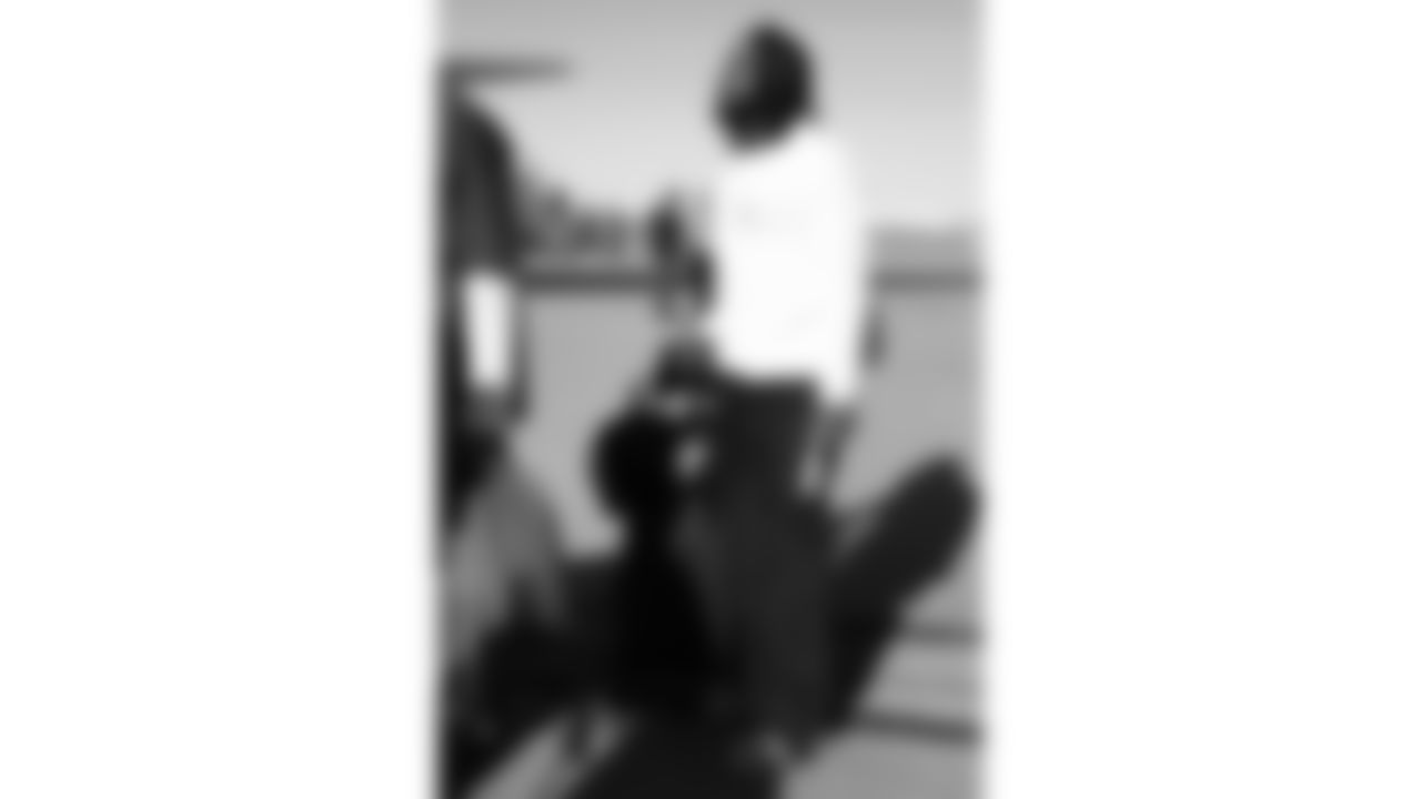 Kansas City Chiefs defensive end Mike Danna (51) travels for a week 11 matchup with the Denver Broncos Saturday November 15, 2025.