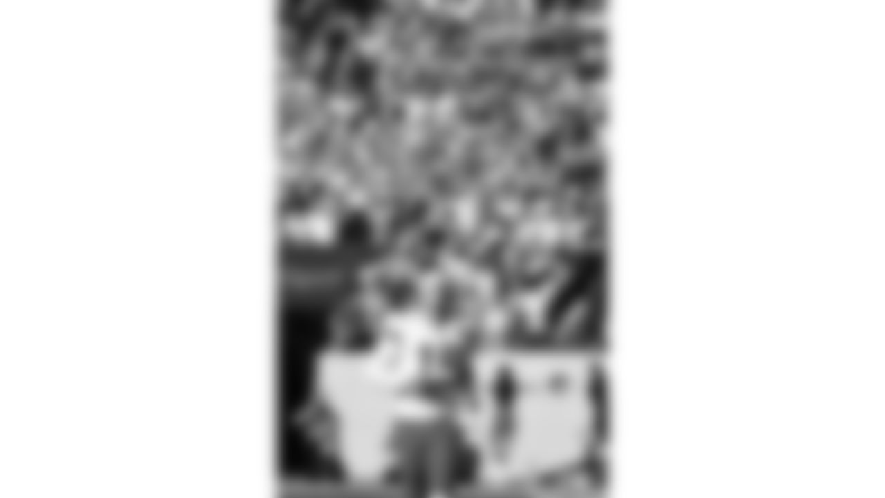 Kansas City Chiefs quarterback Patrick Mahomes (15) prior to a week 11 NFL Football game against the Denver Broncos on Sunday, November 16, 2025 in Denver, Colorado.