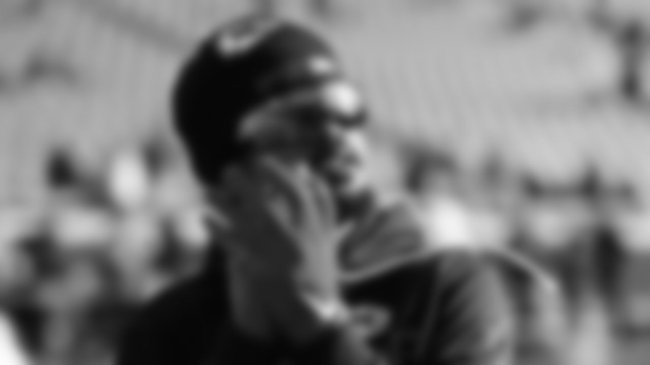 Kansas City Chiefs wide receiver Tyquan Thornton (80) warming up prior to an NFL week 15 matchup against the Los Angeles Chargers, Sunday December 14, 2025.