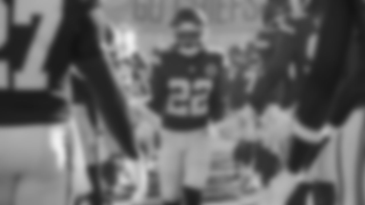 Kansas City Chiefs cornerback Trent McDuffie (22) runs onto field prior to a week 12 NFL Football game against the Indianapolis Colts on Sunday, November 23, 2025 in Kansas City, MO