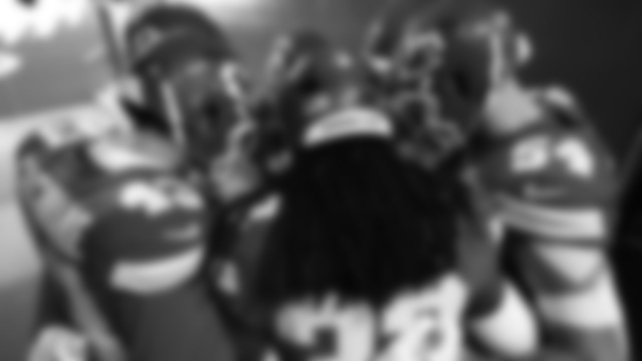 Chiefs players huddle to pray prior to an NFL week 15 matchup against the Los Angeles Chargers, Sunday December 14, 2025.