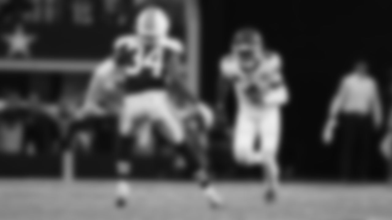 Kansas City Chiefs wide receiver Rashee Rice (4) runs a route during a week 13 NFL football game against the Dallas Cowboys on Thursday, November 27, 2025 in Arlington, TX.