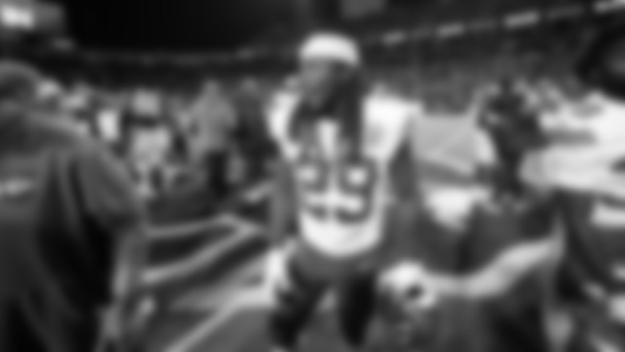 Kansas City Chiefs running back Kareem Hunt (29) after a week 9 NFL football game against the Buffalo Bills, Sunday, November 2, 2025 in Buffalo, NY