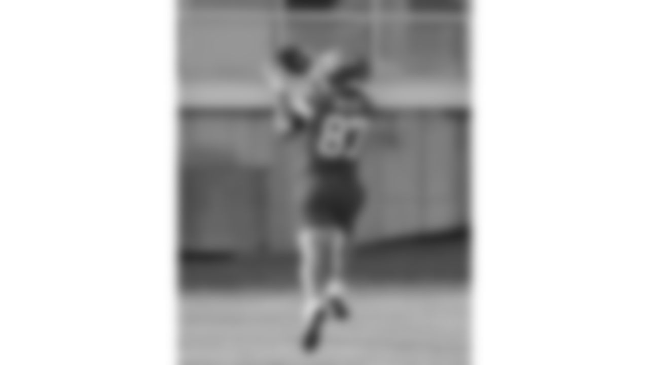 Kansas City Chiefs tight end Travis Kelce (87) during week 15 practice on Friday December 12, 2025 in Kansas City, MO.