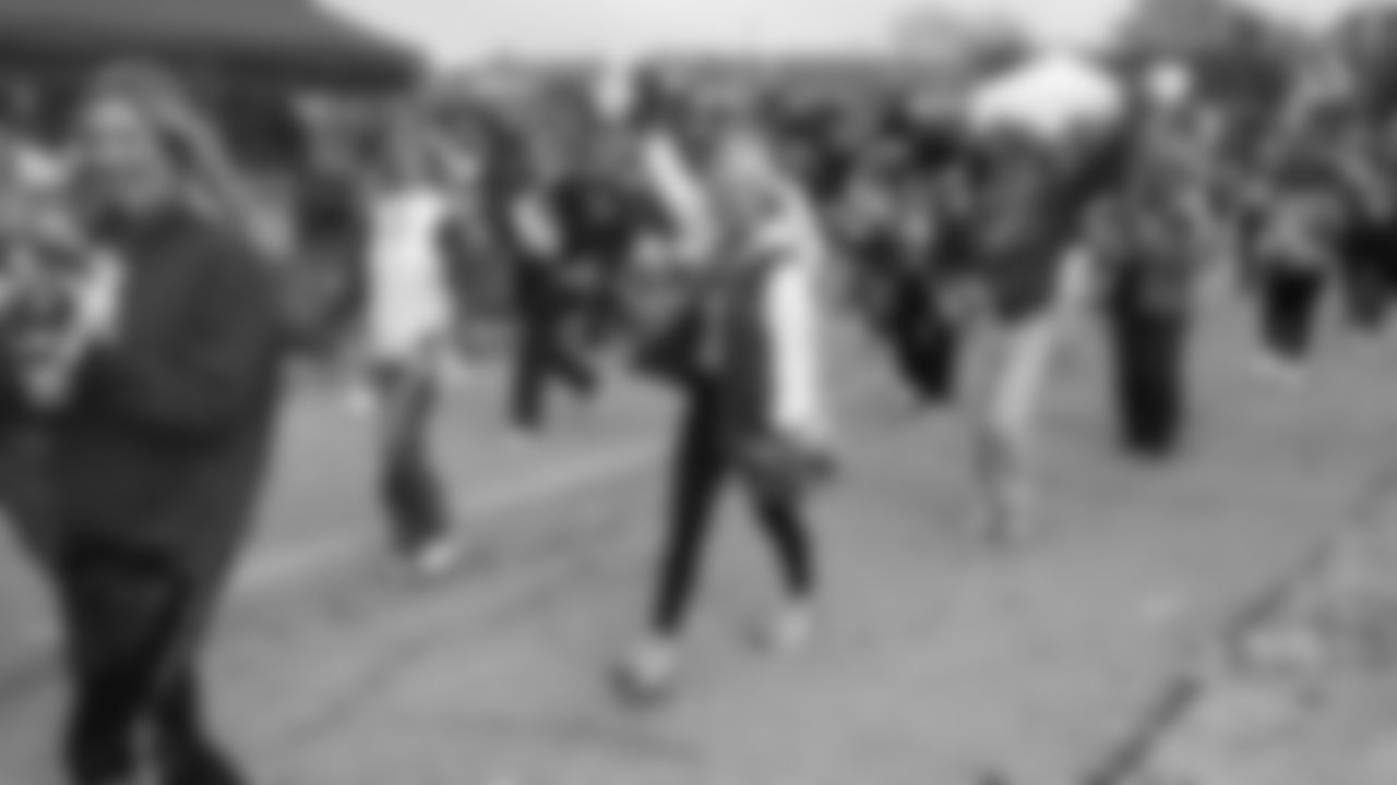 Kansas City Chiefs Alumni Cheerleaders in the pregame parade prior to a week 12 NFL Football game against the Indianapolis Colts on Sunday, November 23, 2025 in Kansas City, MO.