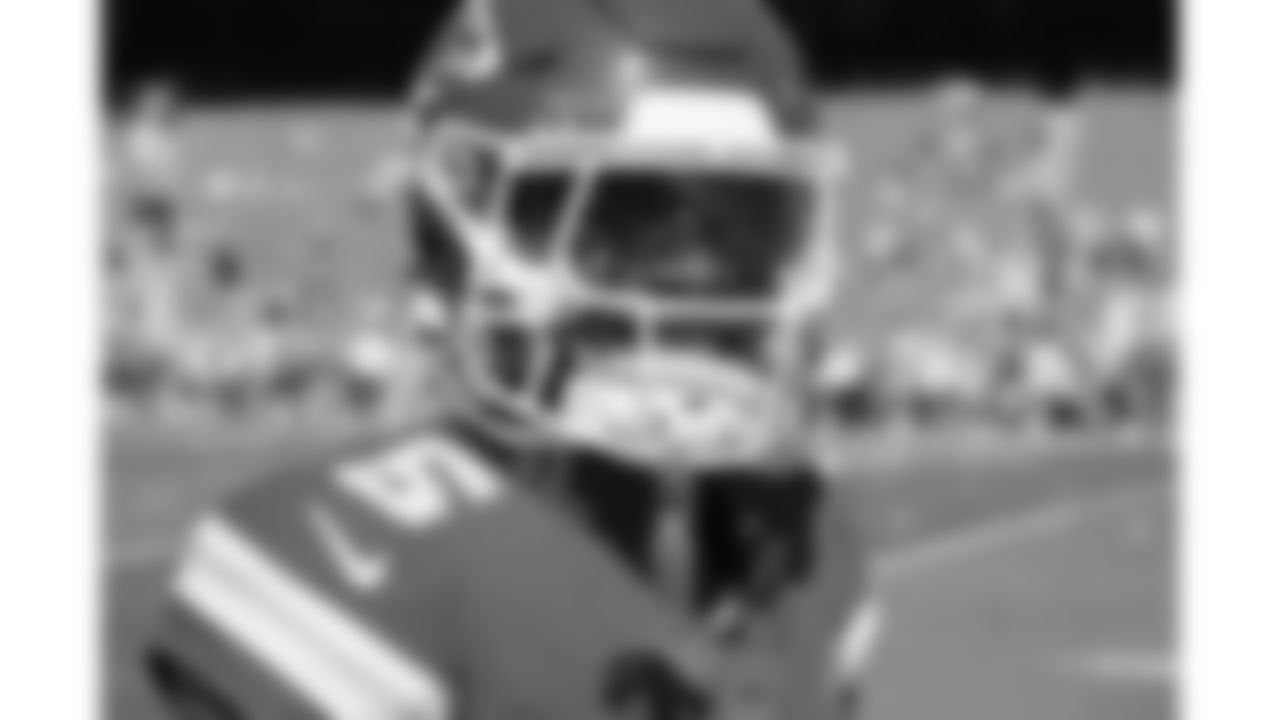 Kansas City Chiefs wide receiver Hollywood Brown (5) smiles during warm ups prior to the week 4 NFL football game against the Baltimore Ravens, Sunday, September 28, 2025 in Kansas City, MO.