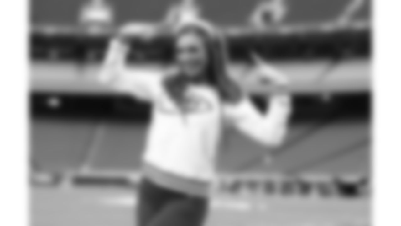 A Kansas City Chiefs Cheerleader before a week 8 NFL football game against the Washington Commanders, Monday, October 27, 2025, in Kansas City, MO.