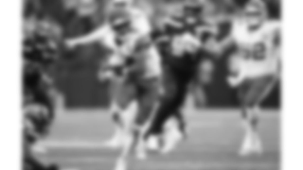 Kansas City Chiefs wide receiver Tyquan Thornton (2) runs with the ball during a preseason week 2 NFL football game against the Seattle Seahawks, Friday, August 15, 2025 in Seattle, WA.
