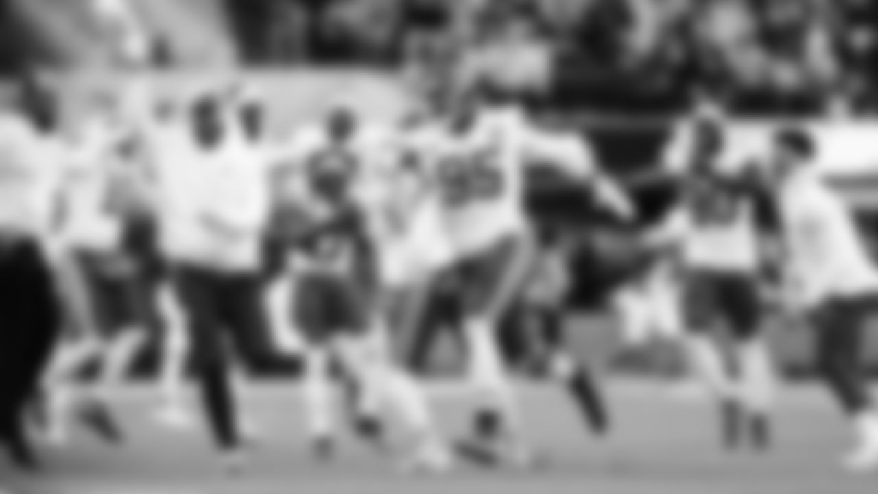 Kansas City Chiefs defensive tackle Chris Jones (95) celebrates a sack during the regular season Week 18 NFL Football Game at SoFi Stadium on Sunday, January 7, 2024.