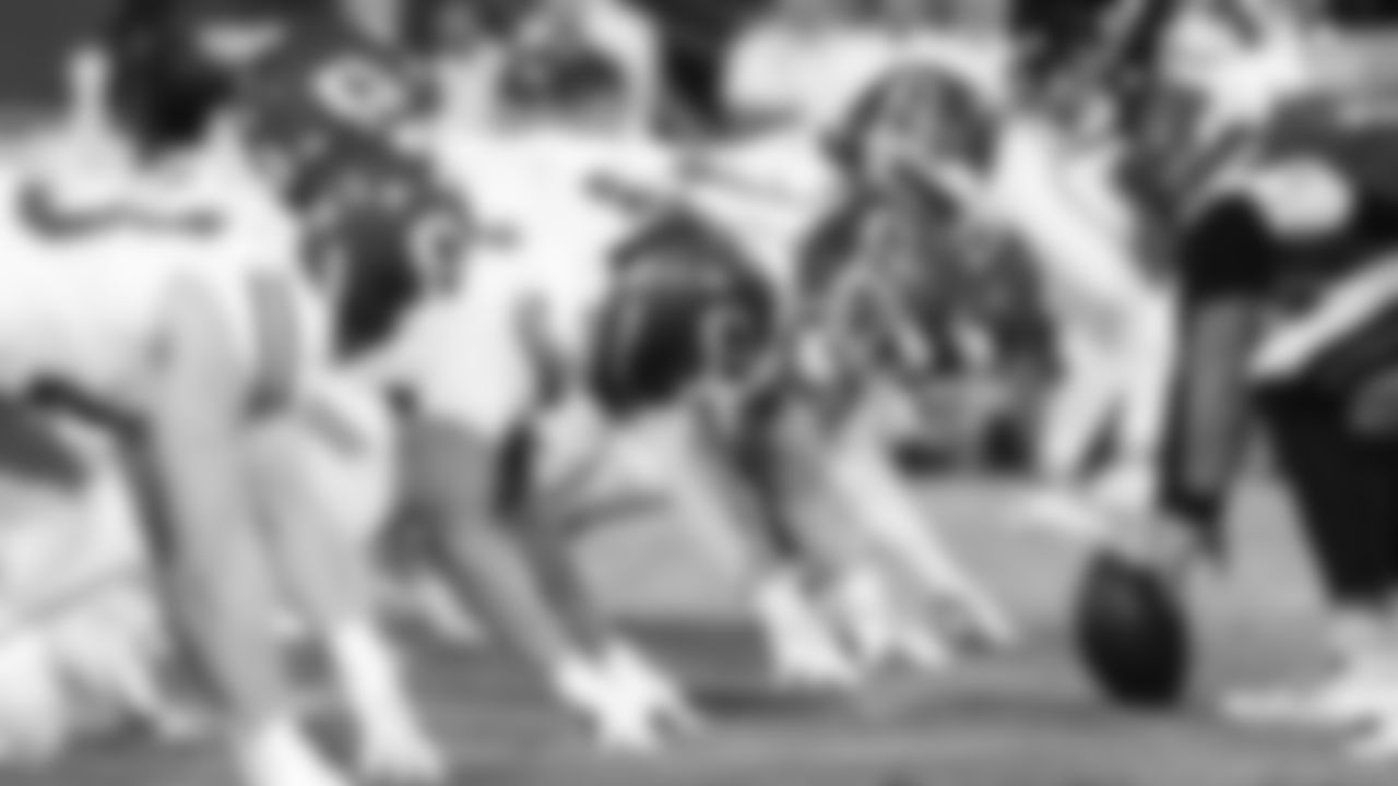 Kansas City Chiefs linebacker Leo Chenal (54) lined up during a week 5 NFL football game against the Jacksonville Jaguars, Monday, October 6, 2025, in Jacksonville, FL.