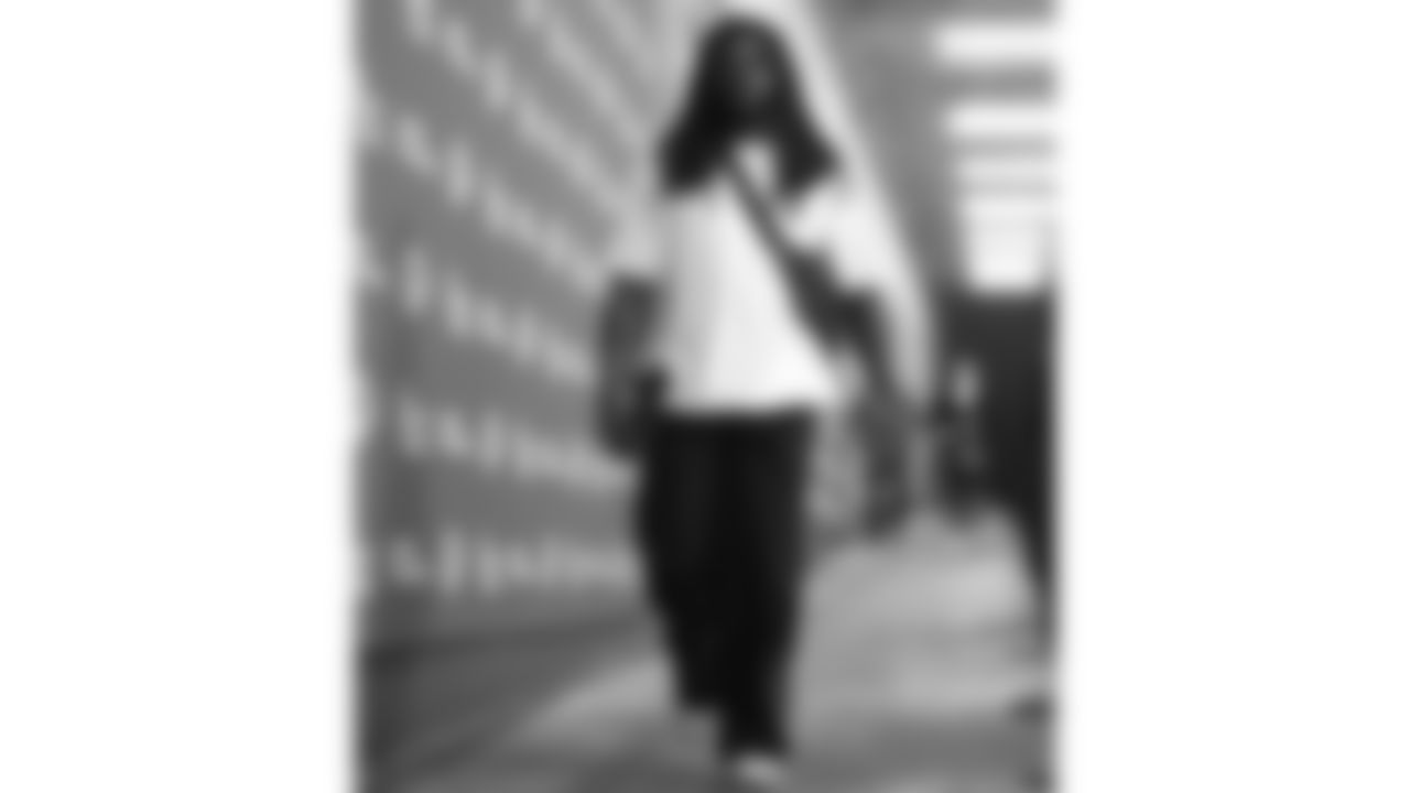 Kansas City Chiefs linebacker Nick Bolton (32) arrives prior to an NFL week 17 matchup against the Denver Broncos, Thursday, December 25, 2025.