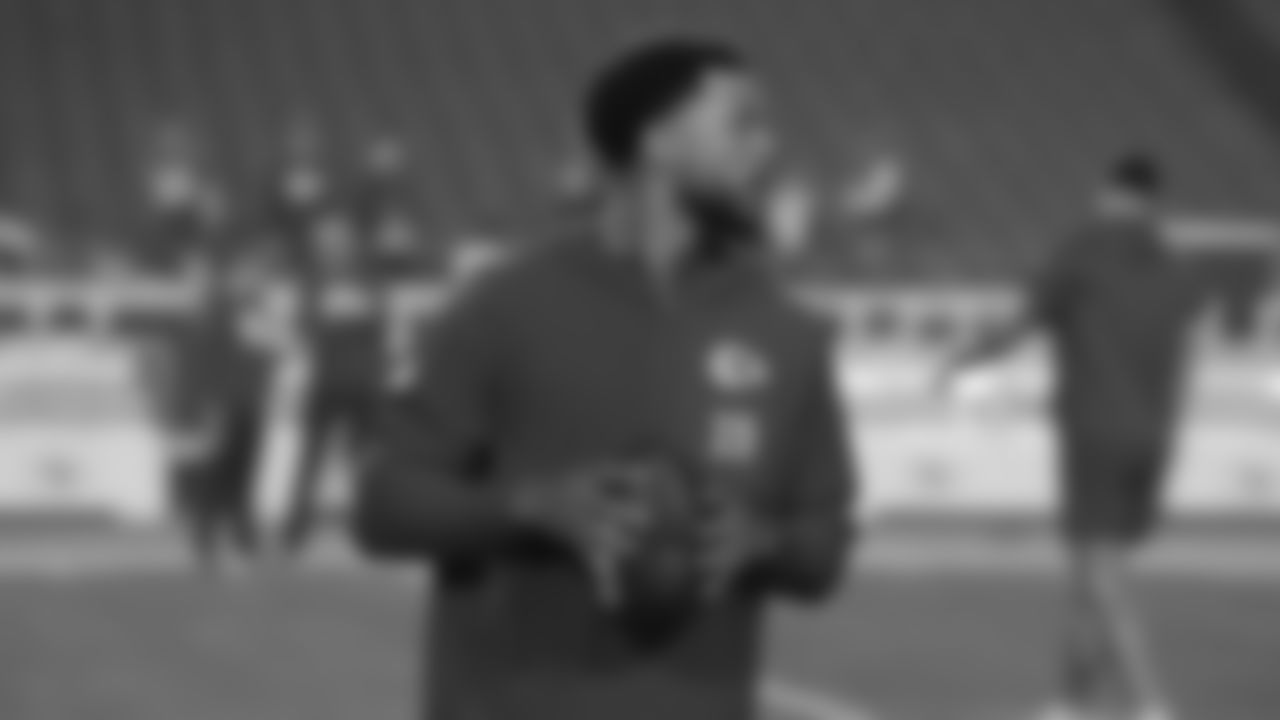 Kansas City Chiefs quarterback Chris Oladokun (19) warms  up prior to an NFL week 17 matchup against the Denver Broncos, Thursday, December 25, 2025.