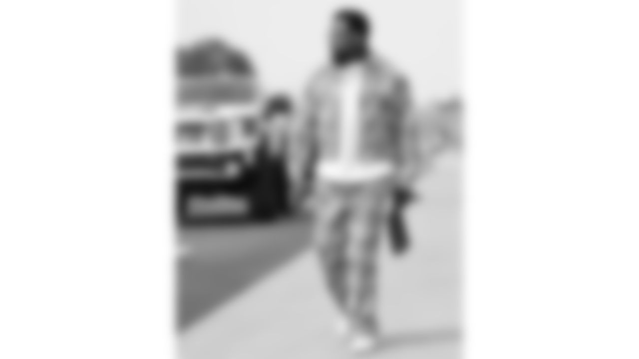 Kansas City Chiefs tackle Jawaan Taylor (74) arrives prior to a week 2 NFL Football game against the Philadelphia Eagles Sunday September 14, 2025.