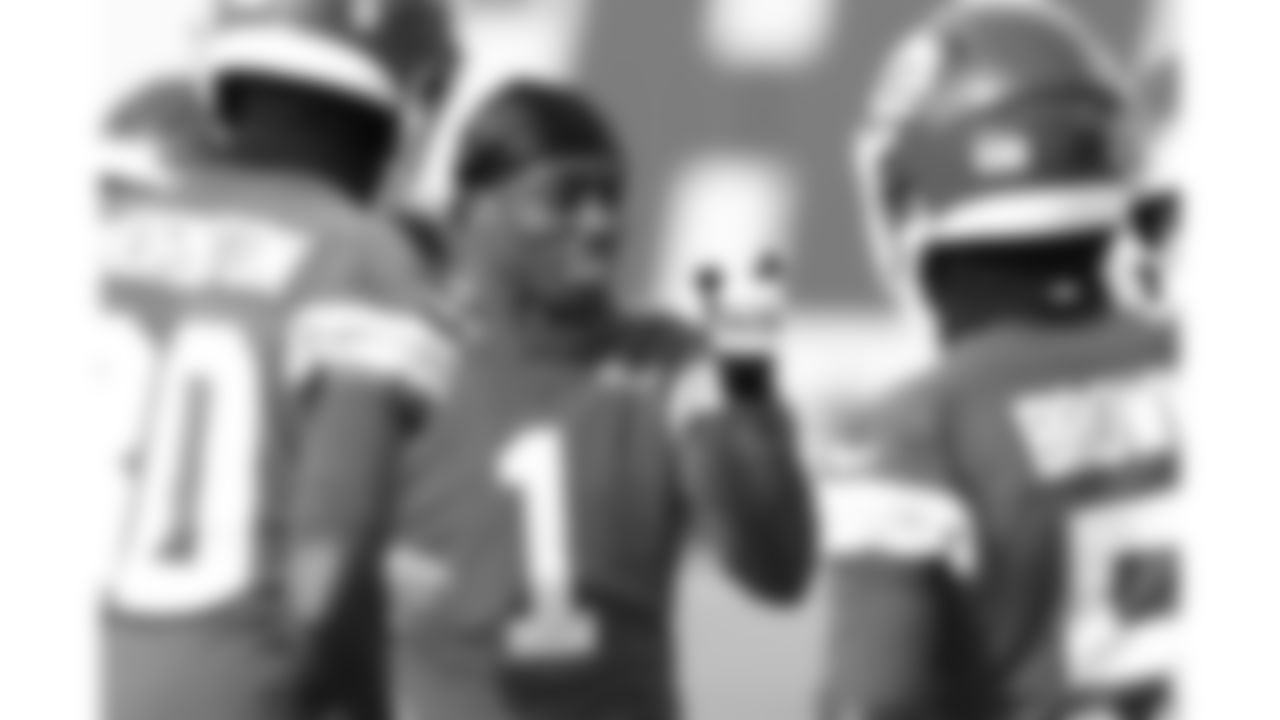 Kansas City Chiefs wide receiver Xavier Worthy (1) during week 14 practice on Friday December 5, 2025 in Kansas City, MO.