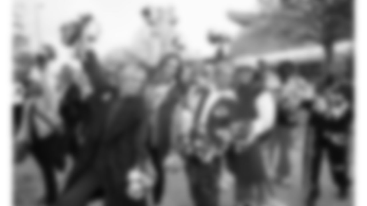 Kansas City Chiefs Alumni Cheerleaders in the pregame parade prior to a week 12 NFL Football game against the Indianapolis Colts on Sunday, November 23, 2025 in Kansas City, MO.