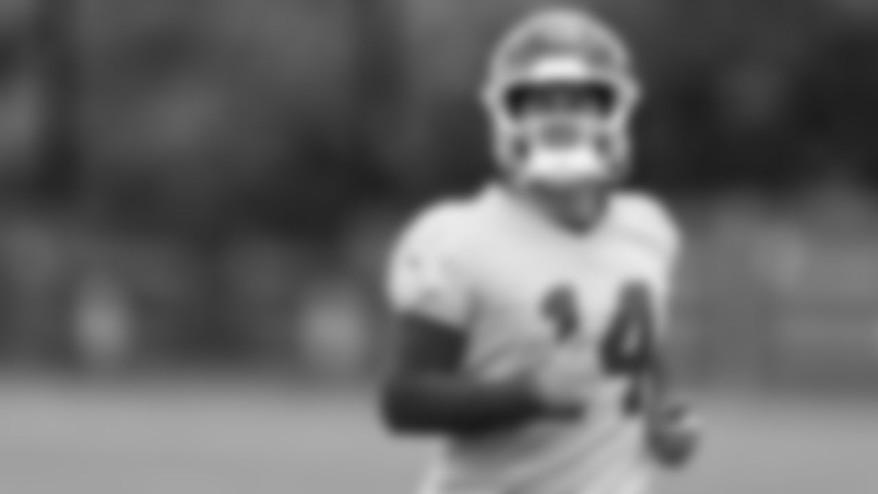 Kansas City Chiefs quarterback Bailey Zappe (14) practices during phase 3 of OTAs on Thursday, May 29, 2025 in Kansas City, MO.