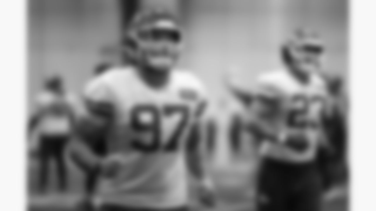 Kansas City Chiefs defensive end Ashton Gillotte (97) during a week 18 practice on Friday, January 2, 2026 in Kansas City, MO.