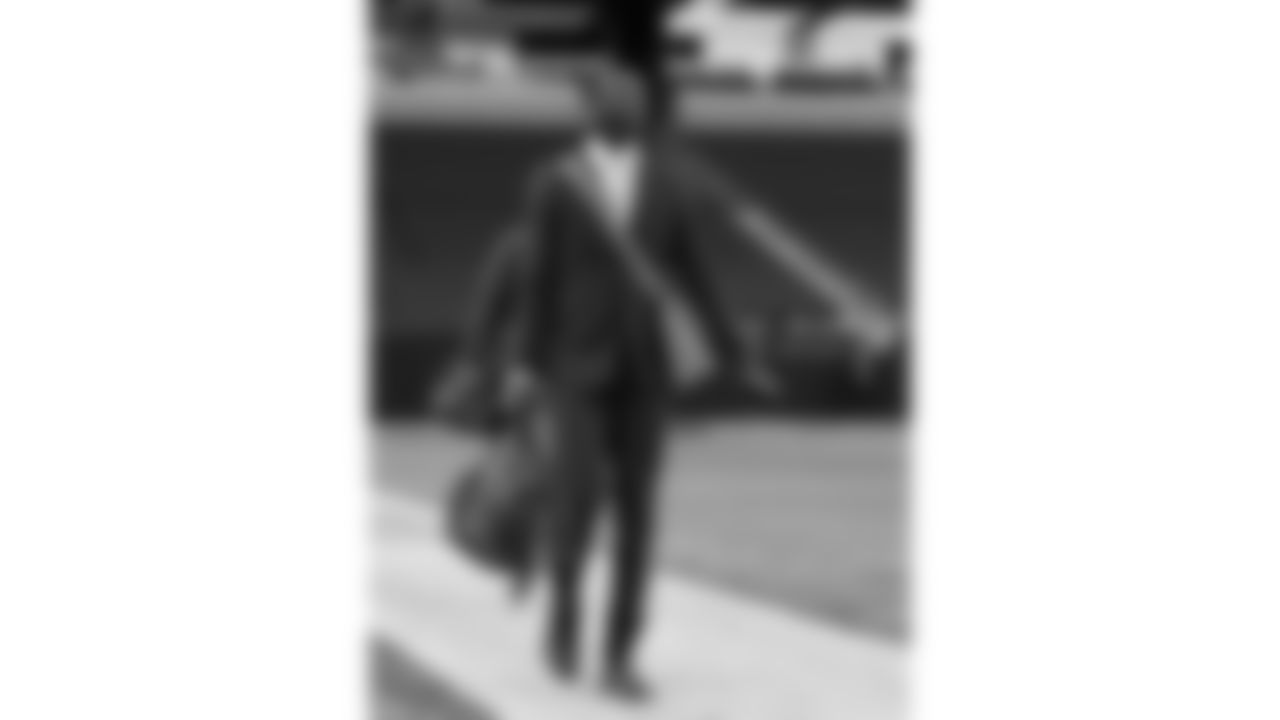 Kansas City Chiefs cornerback Joshua Williams (2) arrives at Allegiant Stadium for a week 18 NFL football game against the Las Vegas Raiders, Sunday, January 4, 2026 in Las Vegas, NV.