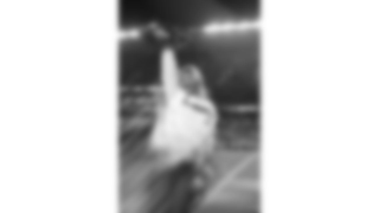 Kansas City Chiefs Cheerleaders during a week 14 NFL Football game against the Houston Texans on Sunday, December 7, 2025 in Kansas City, MO.