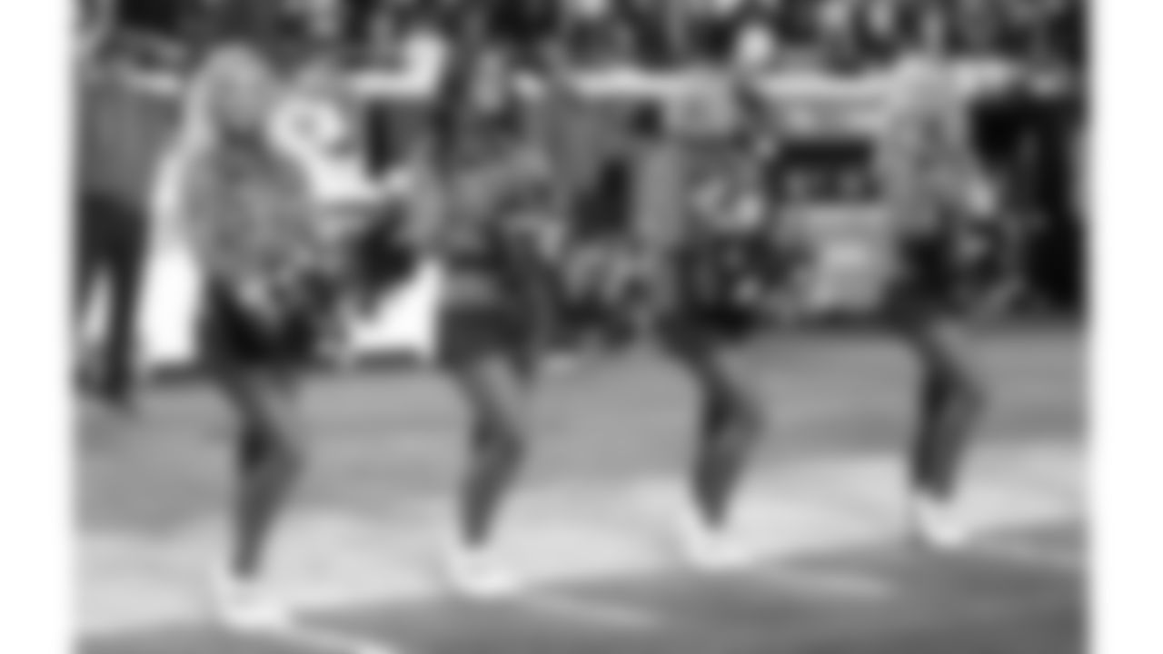 Kansas City Chiefs Cheerleaders before a week 8 NFL football game against the Washington Commanders, Monday, October 27, 2025, in Kansas City, MO.