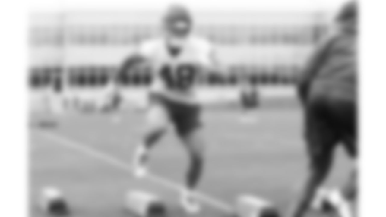 Kansas City Chiefs linebacker Cole Christiansen (48) practices during phase 3 of OTAs on Thursday June 12, 2025 in Kansas City, MO.