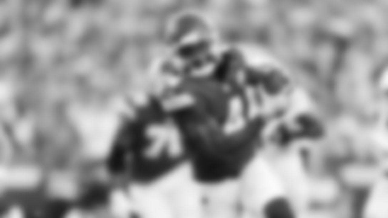 Kansas City Chiefs wide receiver Rashee Rice (4) runs the ball after a catch during a week 12 NFL Football game against the Indianapolis Colts on Sunday, November 23, 2025 in Kansas City, MO