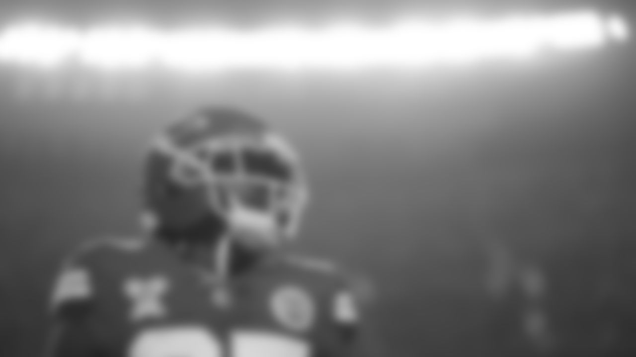 Kansas City Chiefs defensive back Chamarri Conner (27) looks on prior to an NFL week 17 matchup against the Denver Broncos, Thursday, December 25, 2025.