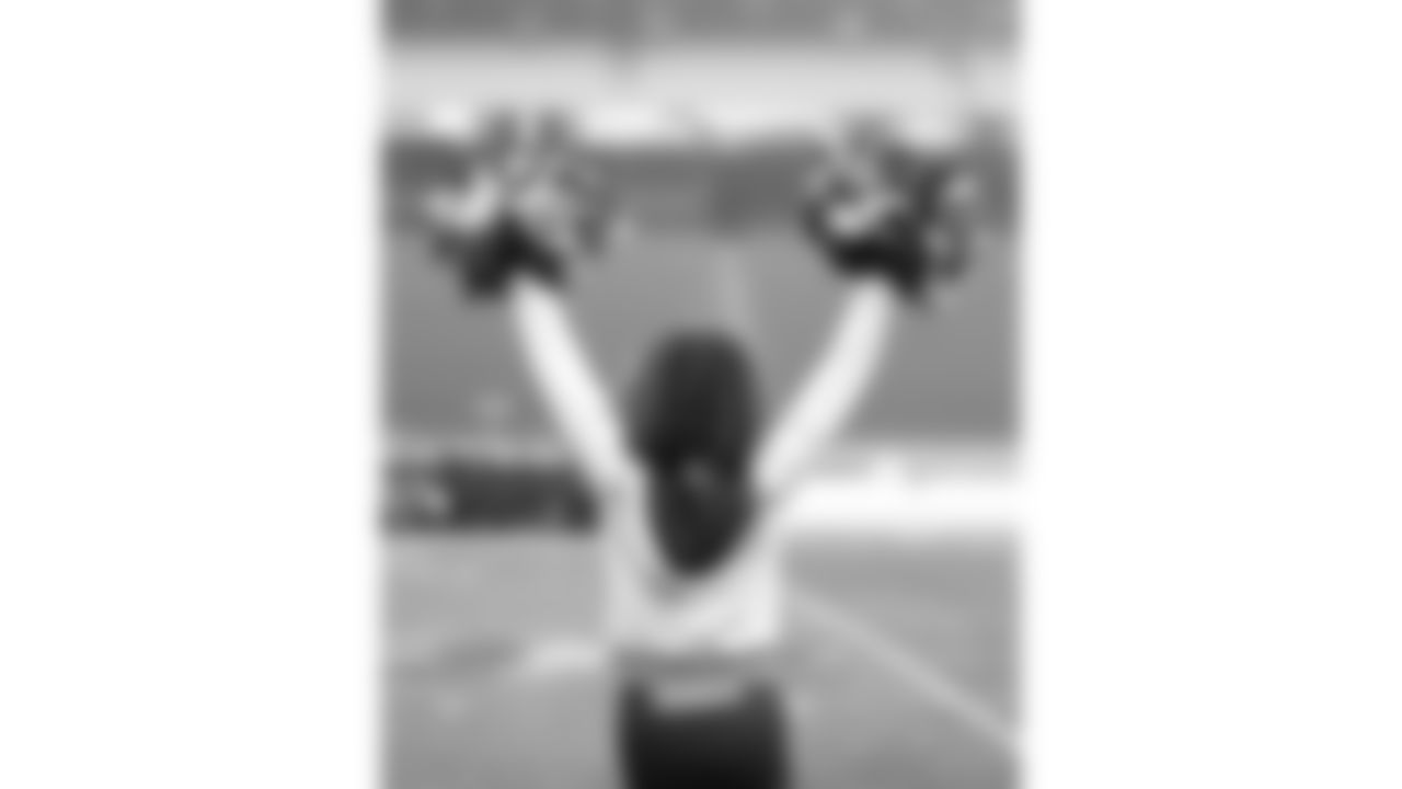 The Kansas City Chiefs Cheerleaders field rehearsal before a week 12 NFL football game against the Indianapolis Colts, Sunday, November 23, 2025 in Kansas City, MO.