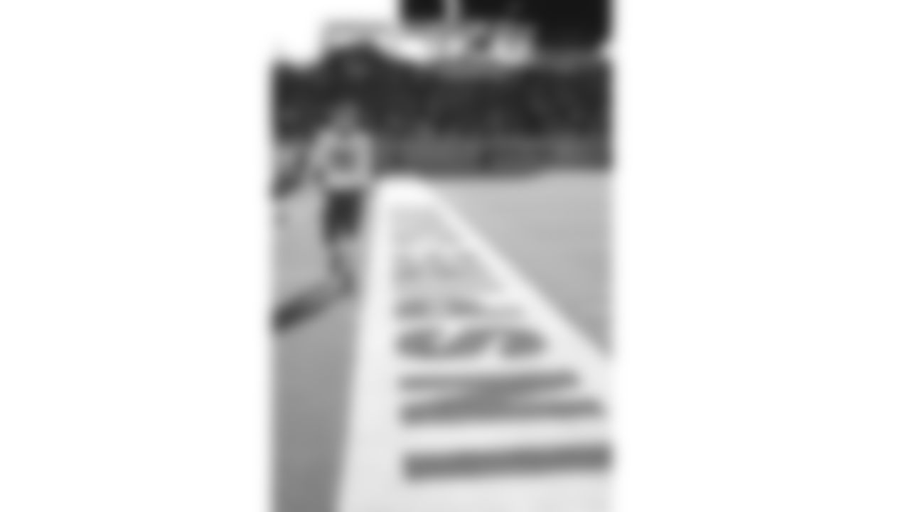 Kansas City Chiefs defensive tackle Chris Jones (95) on the field prior to a week 16 NFL Football game against the Tennessee Titans on Sunday, December 21, 2025 in Nashville, Tennessee.